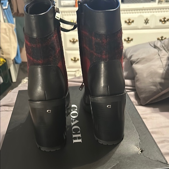 Coach Women's Black and Red Boots - Picture 3 of 10